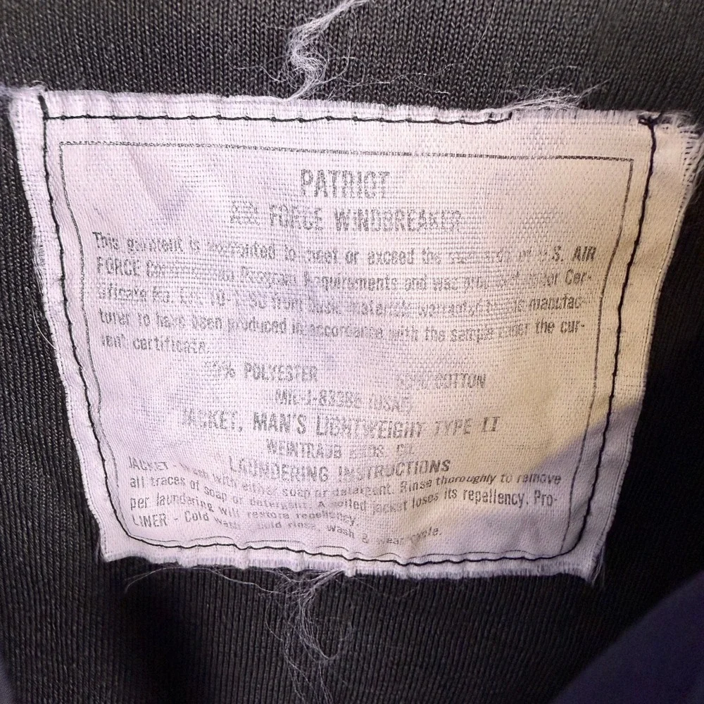 Vtg 80s USAF Patriot Windbreaker Jacket 40S Blue Military Type 2 EUCOM Explorer